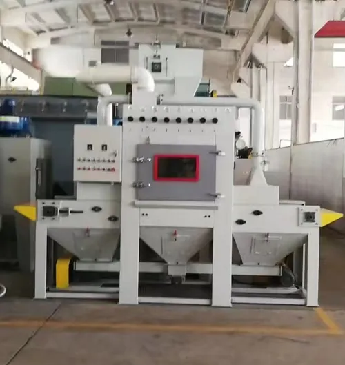 Conveyor wet sandblasting machine